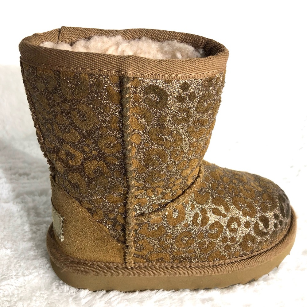 UGG Classic ll Glitter Leopard Print Toddler Boots